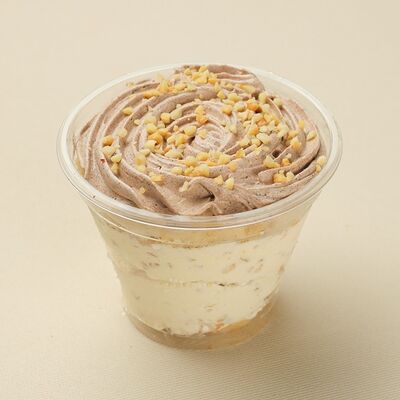 Трайфл Безе с орехами в Ля Галетт по цене 200 ₽