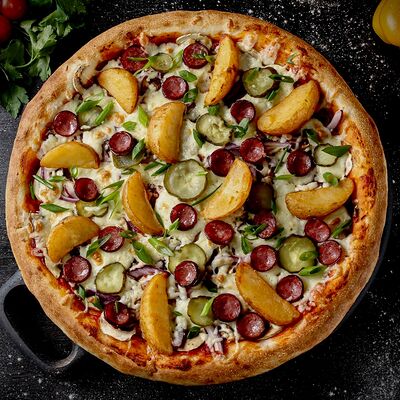 Пицца Деревенская 30 см в Hot Pizza по цене 850 ₽