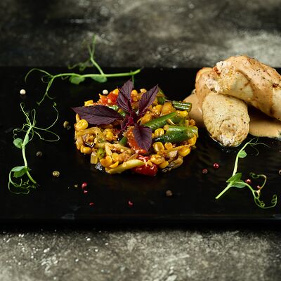 Рулетики из индейки с мексиканскими овощами в Арт по цене 590 ₽