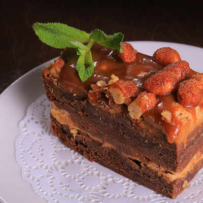 Пирожное карамельно-ореховое в Пиццерия Dario по цене 210