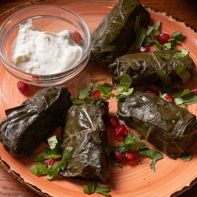 Долма в виноградных листьях в Пхали по цене 555 ₽