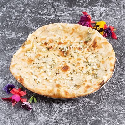 Тандури Панир Наан в Om Namo Индийская кухня по цене 8 р.