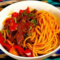 Лагман жареный в Чайхана Арафа