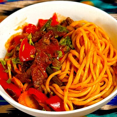 Лагман жареный в Чайхана Арафа по цене 450 ₽