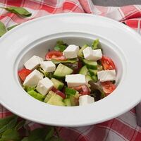 Овощной салат с Брынзой в Perotti Pizza