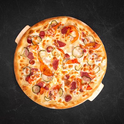 Семейная M в Пицца Семейная точка по цене 700 ₽