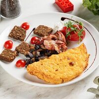 Завтрак-конструктор с омлетом в Eat & Play
