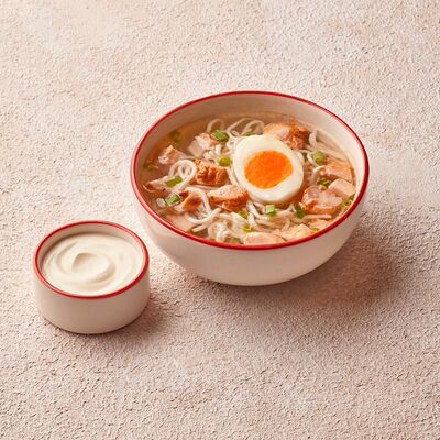 Куриный бульон с домашней лапшойв Хачапури выпечка и вино по цене 390 ₽