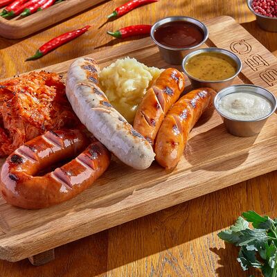 Сет колбасок в BBQ Beer Restaurant по цене 3060 ₽