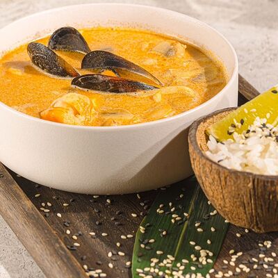 Суп Том-ям в Stories по цене 890 ₽