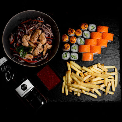 Мама отдыхает комбо в SushiShop51 по цене 1951 ₽