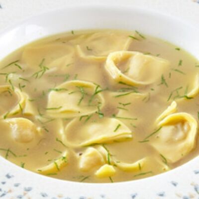 Tortellini in brodo в Папалео по цене 585 ₽