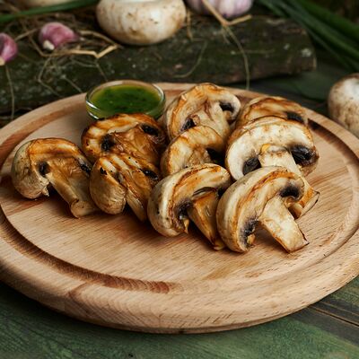 Шампиньоны гриль в Кафе Элена по цене 480 ₽