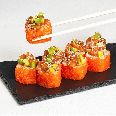 Ролл Тартар с лососем в Суши Boom по цене 1022 ₽