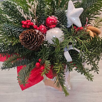 Елочная композицияв Джем по цене 1550 ₽