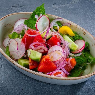 Из свежих овощей в Чайхона №1 Братьев Васильчуков по цене 280 ₽