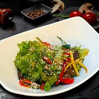 Теплый салат с говядинойв Forge