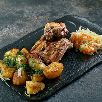 Свиные рёбра с картофелем в Пряности & Радости на Васильевском по цене 790