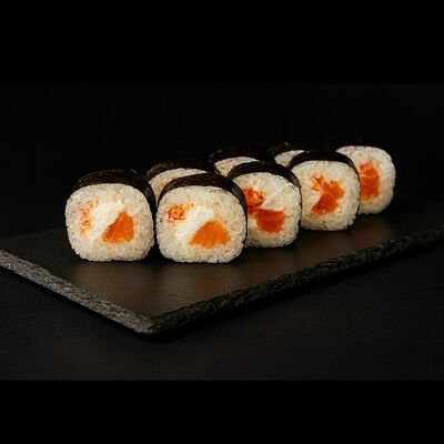 Нежный лосось в Роллы по себестоимости по цене 446 ₽