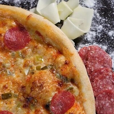 Пицца Огненная в Кафе pizzburg по цене 660 ₽