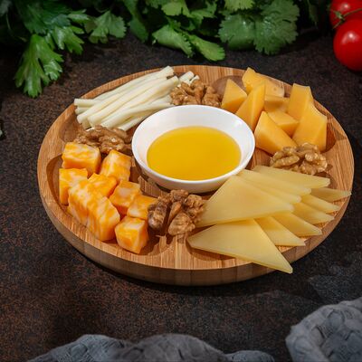 Сырная тарелочка в Райхон по цене 405 ₽