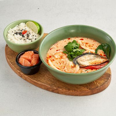 Королевский Том ям в Chang по цене 1250 ₽