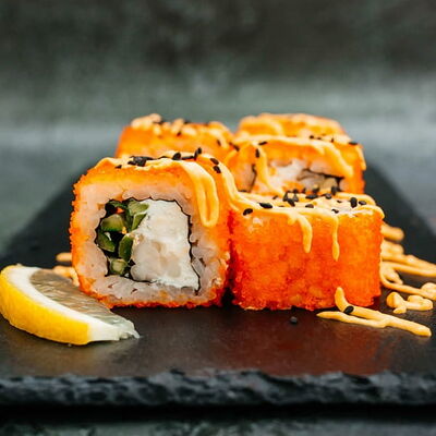 Ролл Том ям в Суши шеф по цене 514 ₽