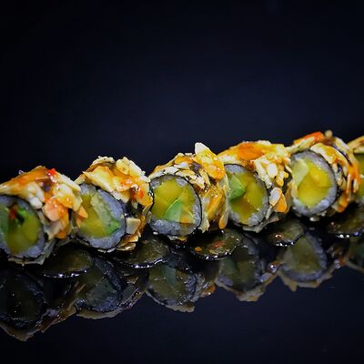 Жареный с миндалем и японским тофу в Мой сосед Tsukiji по цене 950 ₽