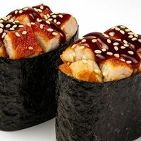 Гункан с угрем в Пицца & Суши baba Napoli