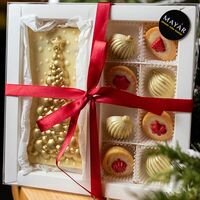 Подарочный набор с шоколадом и конфетами ручной работы в MAYAR