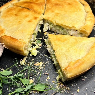 Курица-брокколи в Barbara Пироги/Пицца/Роллы по цене 950 ₽