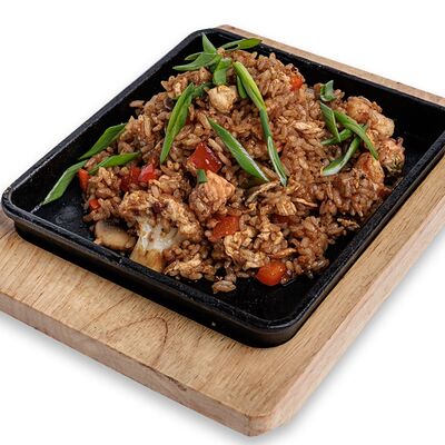 Тепаньяки с морепродуктами в PINTA Bar & Grill по цене 4790 ₸