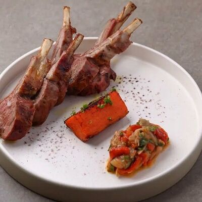 Каре ягненка и печеные овощи в 321 Club by Novikov по цене 1980