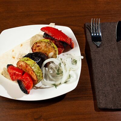 Овощи на мангале в Kebab King Halal по цене 250 ₽