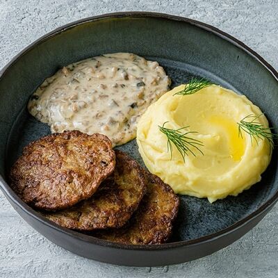 Оладьи из печени теленка в Fish Point по цене 870 ₽