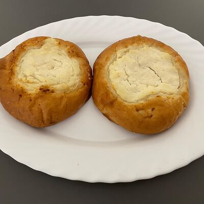 Ватрушка с творогом в Твой Пекарь по цене 65 ₽