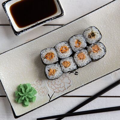 Холодный ролл Классика с мидиями в 4 Лосося по цене 299