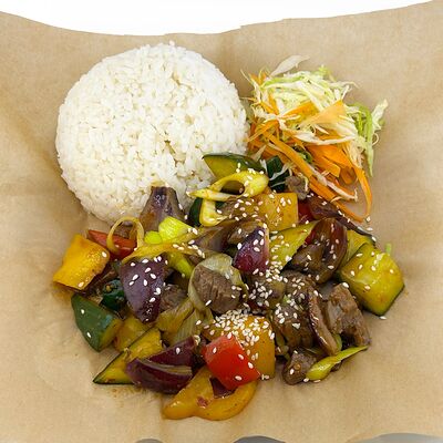 Рис с говядиной по-корейски в Toshaa по цене 600 ₽