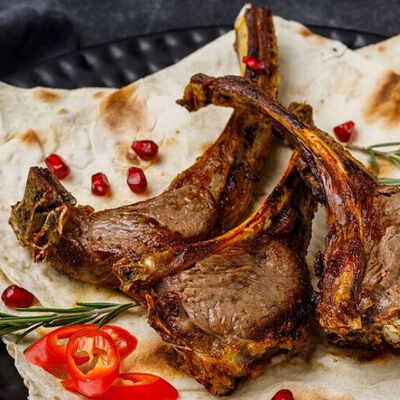 Шашлык из бараньей корейки в Мангал холл по цене 1800 ₽