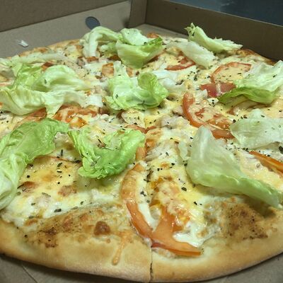 Пицца Цезарь в TAY NAY по цене 920 ₽