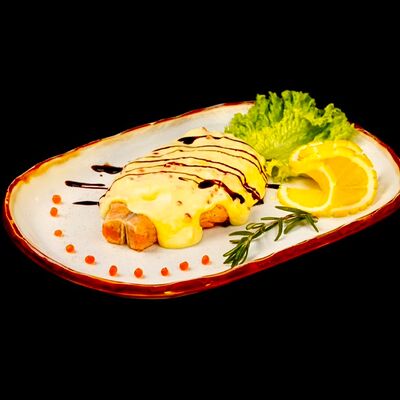 Семга в икорном соусе в Леон по цене 1250 ₽