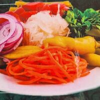 Ассорти из солений в Чайхона на Бауманской