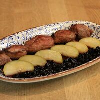 Шашлык из филе уткив DVOR гриль-бистро