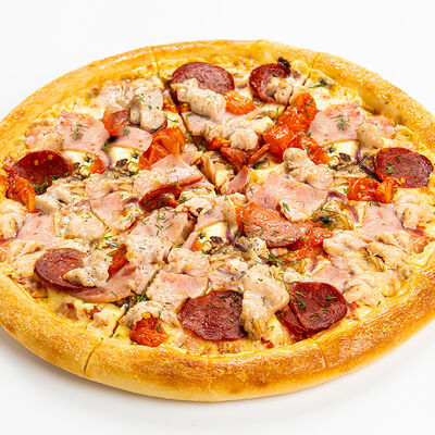 Пицца Петровская фирменная в 2 Берега по цене 989 ₽