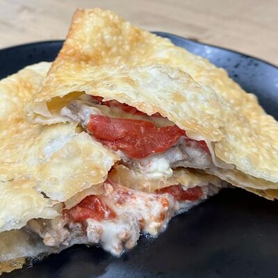 Чебурек Фирменный в Чебурек номер 1 по цене 290 ₽