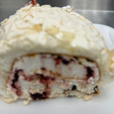 Меренговый рулет в Хинкарули по цене 300 ₽