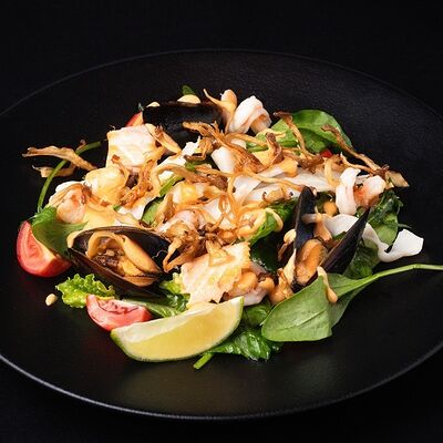 Салат Том Ям в Кабуки по цене 570