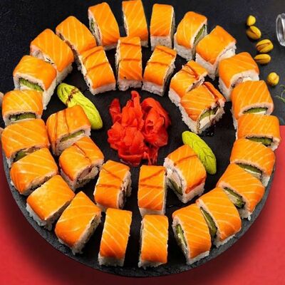 Сет Филадельфия Очень много лосося в Рыбин Гуд Sushi Premium по цене 3440 ₽