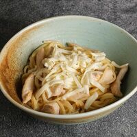Спагетти с куриным филе и сыром в Рисовый кот