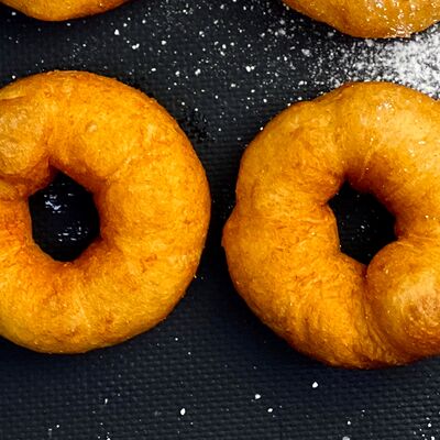 Пышка-пончик Без пудры в Пыжка по цене 800 ₽